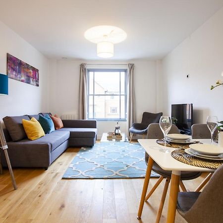 Urban Living'S ~ King Edward Luxury Apartments In The Heart Of ويندسور المظهر الخارجي الصورة